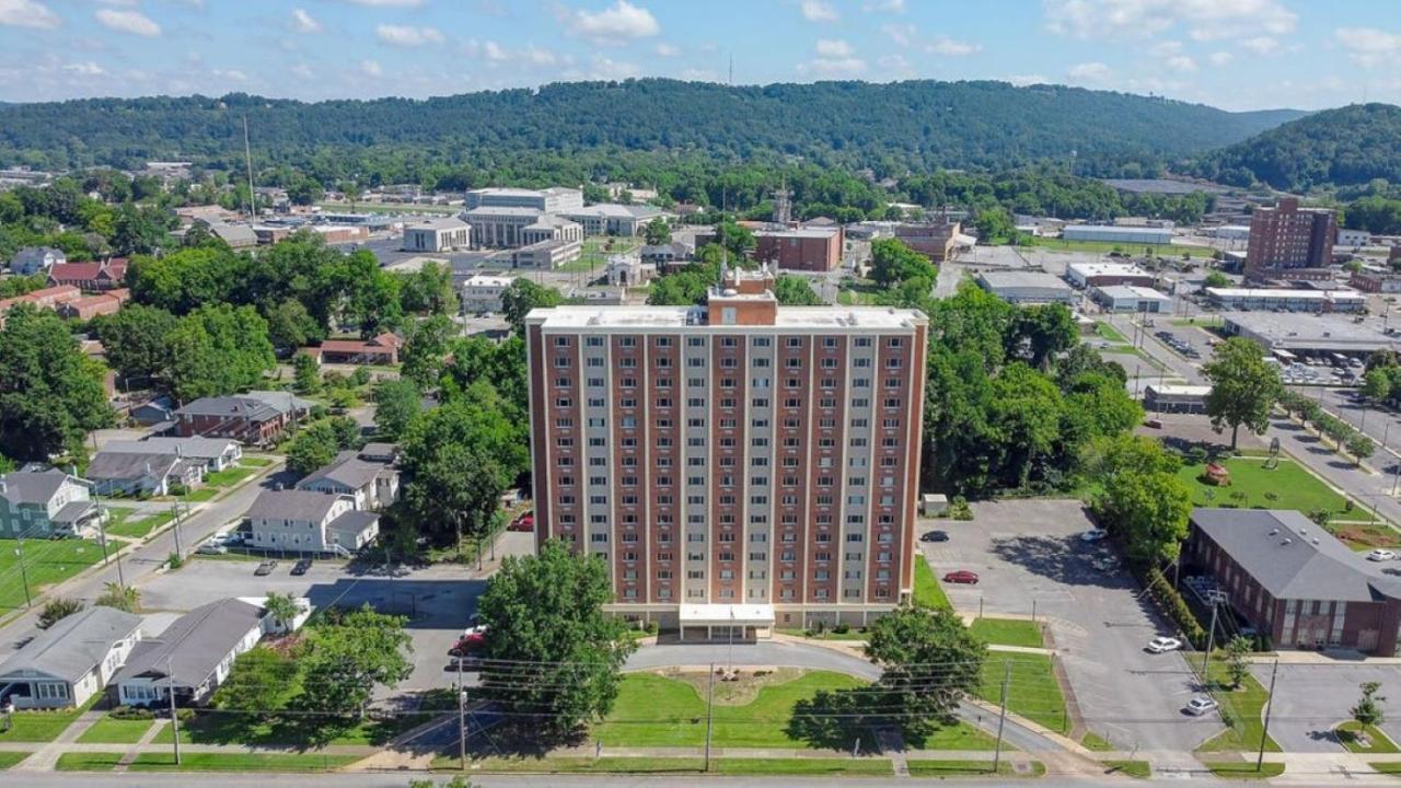 Stylish 1 Bedroom Apartment In Gadsden, Al Экстерьер фото